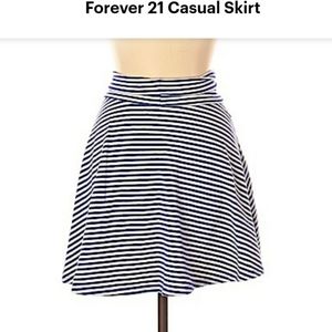 Forever21 casual skirt (Med)